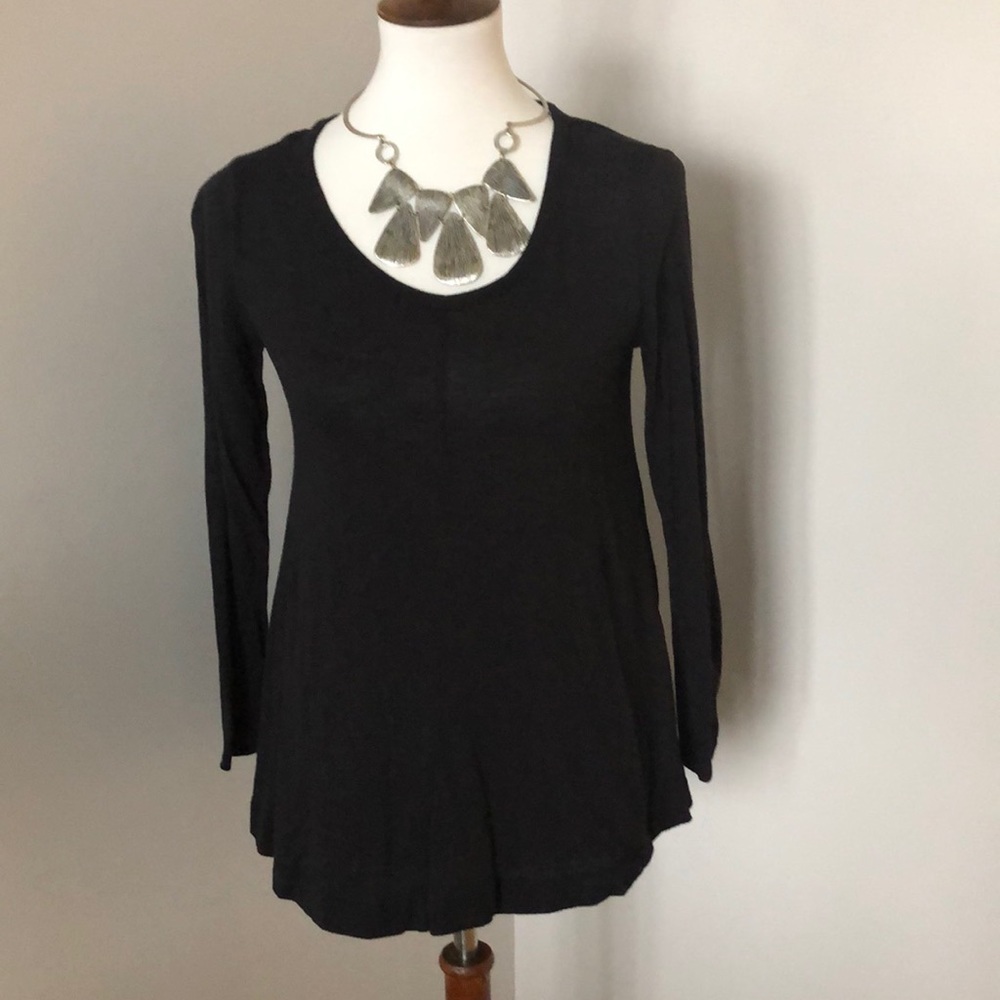 Style & Co. black swing top